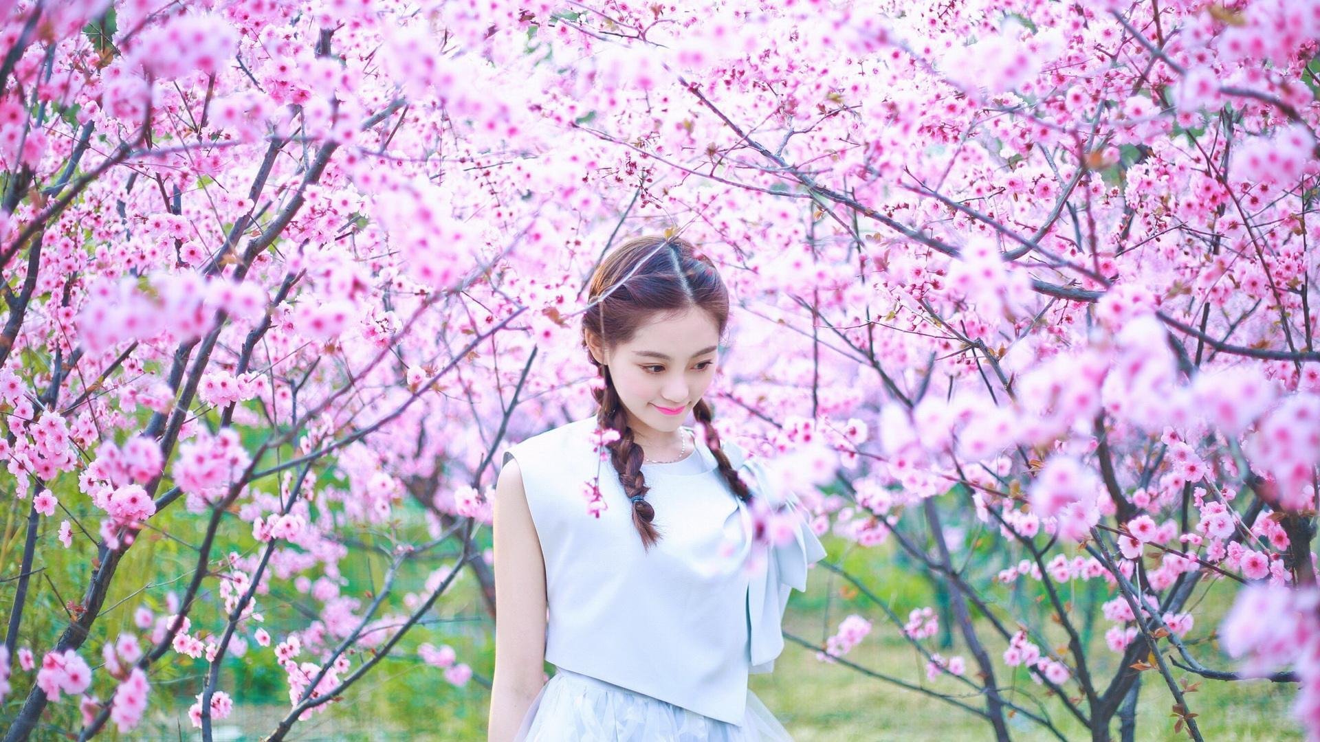 “简阳文体中心：篮球赛事中的震撼时刻引发全场沸腾”